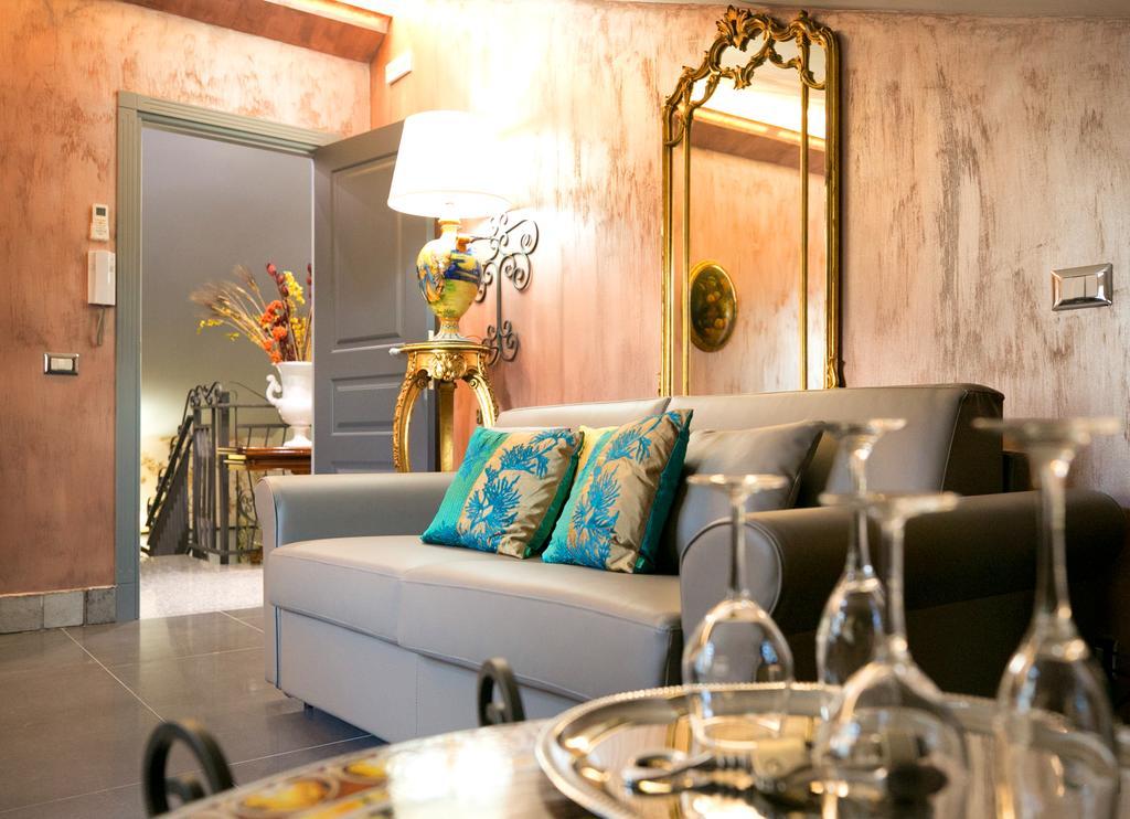 Animosa Suites カスティリオーネ・ディ・シチーリア エクステリア 写真